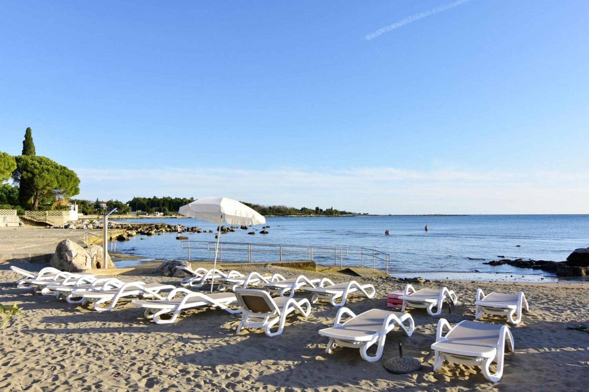 Apartments With A Parking Space Zambratija, Umag - 7059 Exterior photo